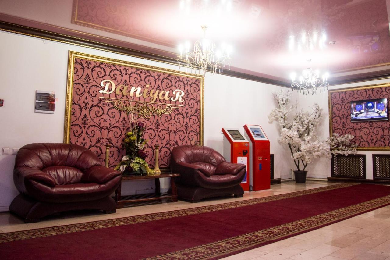 Daniyar Hotel Astana Exteriör bild